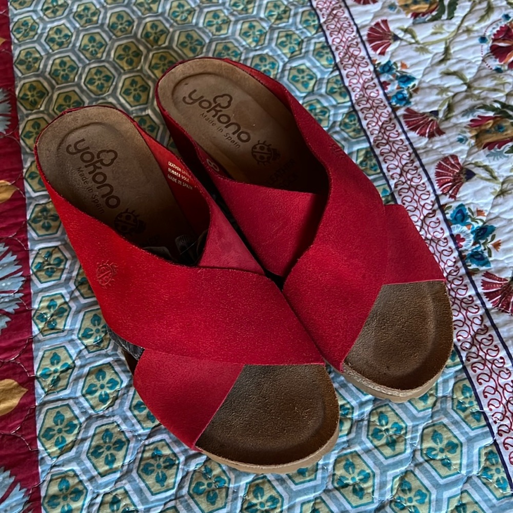 Yukon Suede leather and cork sandals